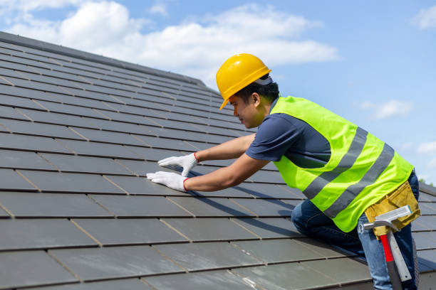 Best Affordable Roofing Company  in Hutchinson, KS
